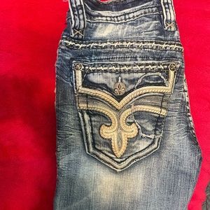 Rock revival Brayen straight jeans . In  great condition just don’t fit.